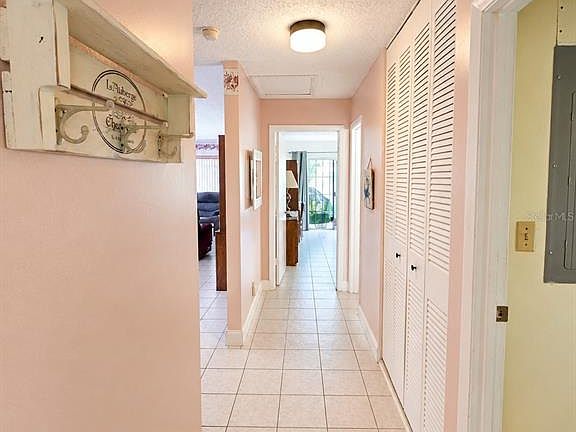 5th image of 2054 SUNSET POINT ROAD #38