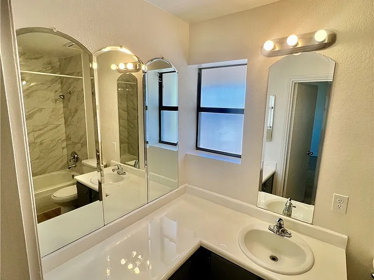 3939 S Torrey Pines Dr — Photo 21