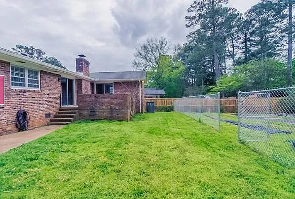3092 Ranlo Dr — Photo 6