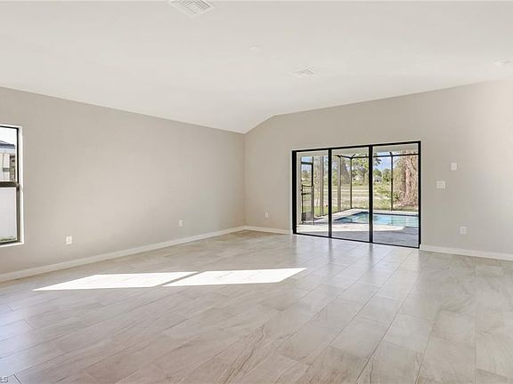 4th image of 2609 NW 21st St