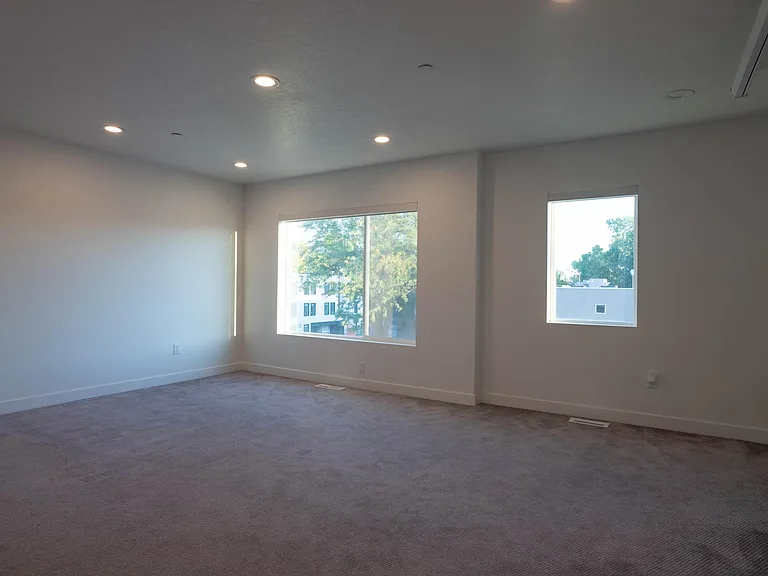 1660 S Major St E #3 — Photo 7