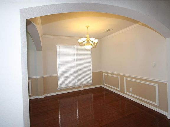3rd image of 3913 Tidball Dr
