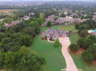 2750 E Coffee Creek Rd, Edmond, OK 73034