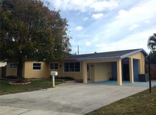 2040 SW 37th Ter, Fort Lauderdale, FL 33312