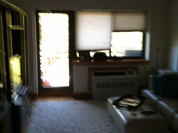 2nd image of 7613 113th St APT 4F
