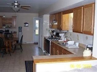 380 Sycamore Dr, Valparaiso, IN 46385