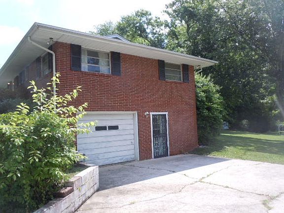 2nd image of 4400 Mildred Dr