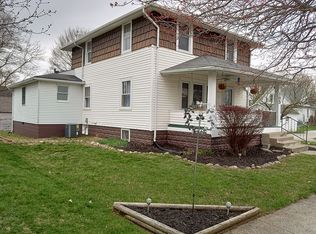 105 S McClellan St, Auburn, IN 46706