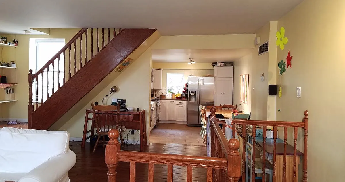 1210 E Moyamensing Avenue — Photo 4