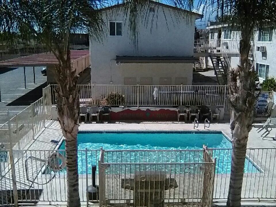 1st image of 1525 E Lynwood Dr APT 24