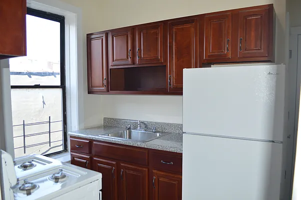 Rented by CT Estates | media 8