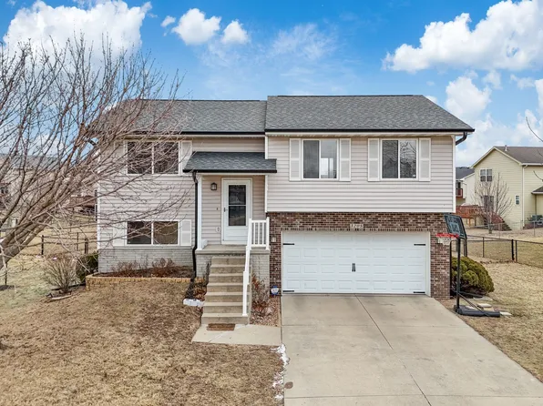 3205 SE Cherry Blossom Dr, Ankeny, IA 50021