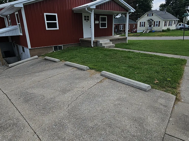 200 N Farmington Rd — Photo 11