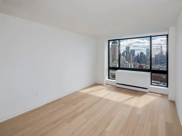 1 Columbus Place image 2 of 30