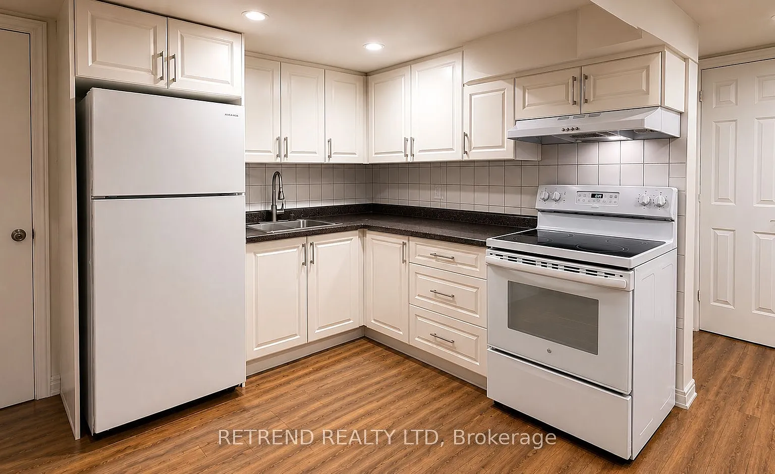2 bed, $1,600 — Photo 4