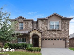 5105 Glen Meadow Dr, Arlington, TX 76001