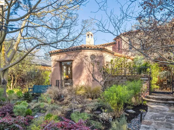 5748 Ivanhoe Rd, Oakland, CA 94618