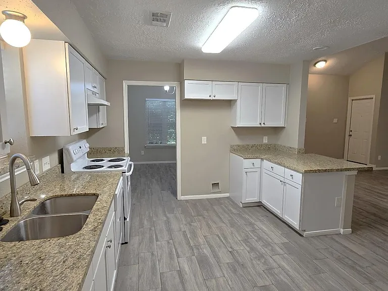 19618 Stillhouse Dr — Photo 11
