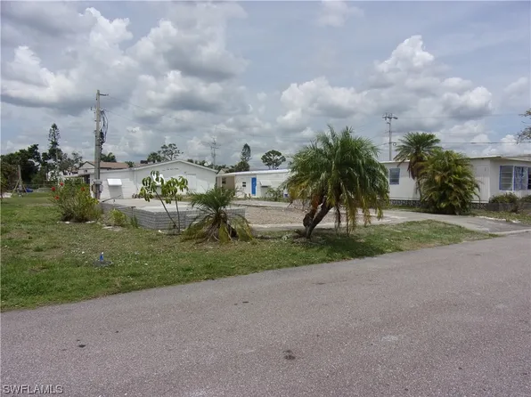 5507 Harbor Ln, North Fort Myers, FL 33917