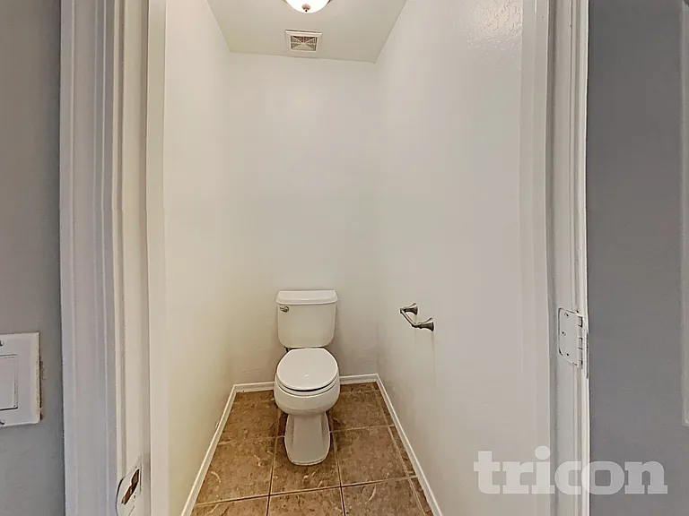 45539 W Sky Ln — Photo 9