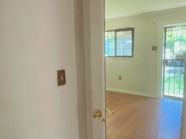 (undisclosed Address)