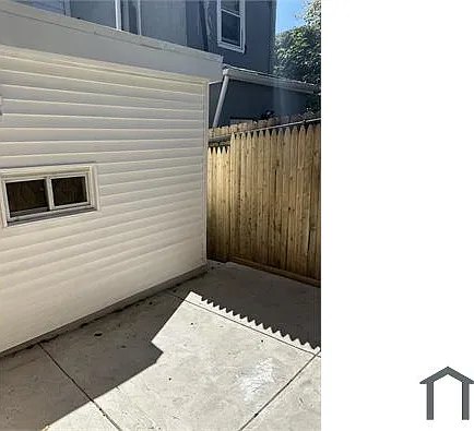 2615 Roberts Ave — Photo 21