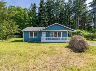 1384 Jordan Ct, Oak Harbor, WA 98277