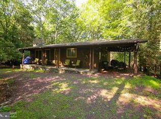 19 Forest Dr, Lake Harmony, PA 18624