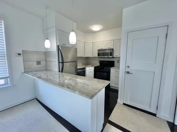 (undisclosed Address), New Rochelle, NY 10801
