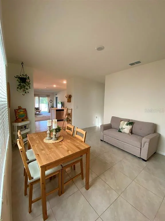 3 bed, 2.0 bath, 1501 sqft, $2,250 — Photo 4