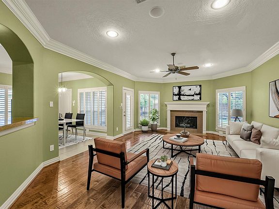 2nd image of 1523 Ashbury Park Dr