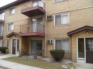 6129 W 64th Pl APT 5, Chicago, IL 60638