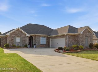 125 Western Ridge Cir, Canton, MS 39046