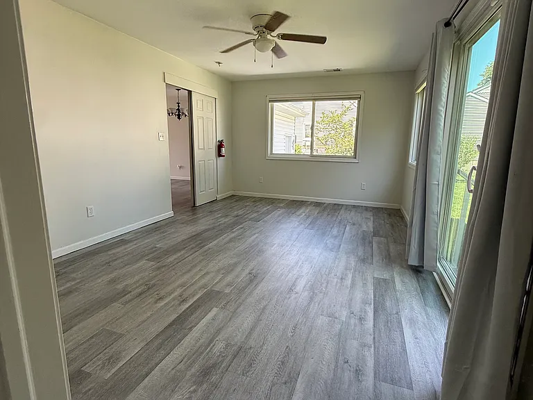 3238 Meadow St — Photo 15