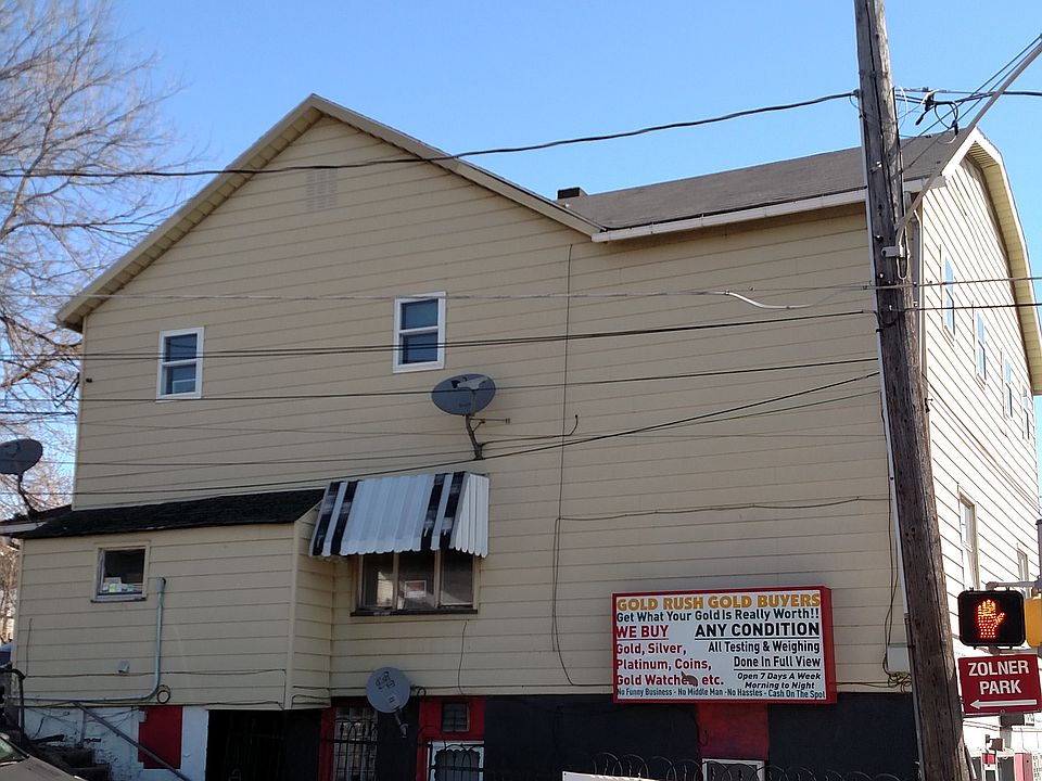2nd image of 575 E Main St