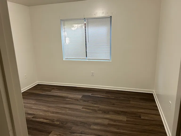 5137 Overland Dr #E — Photo 5