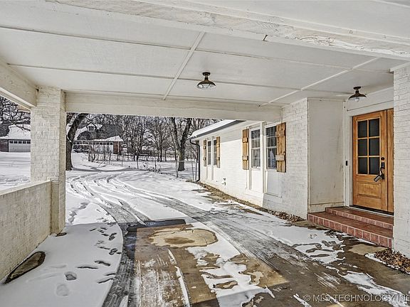 3rd image of 18415 S Hilltop Ct