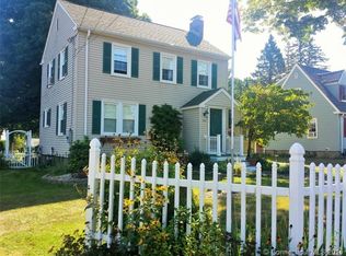 542 Forbes St, East Hartford, CT 06118