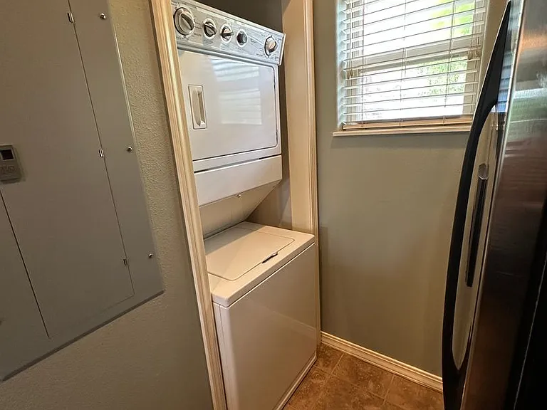 325 Majestic Dr #226 — Photo 7