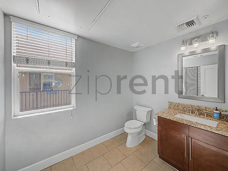 300 E 4th St #407 — Photo 19