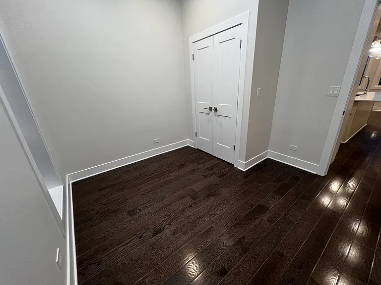 4819 Main St #204 — Photo 11