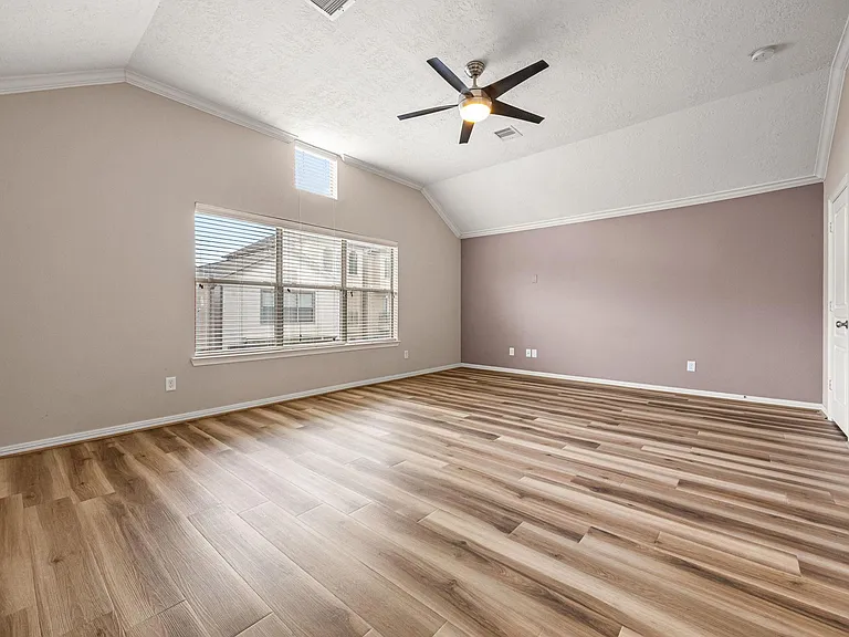 5309 Nolda St — Photo 15