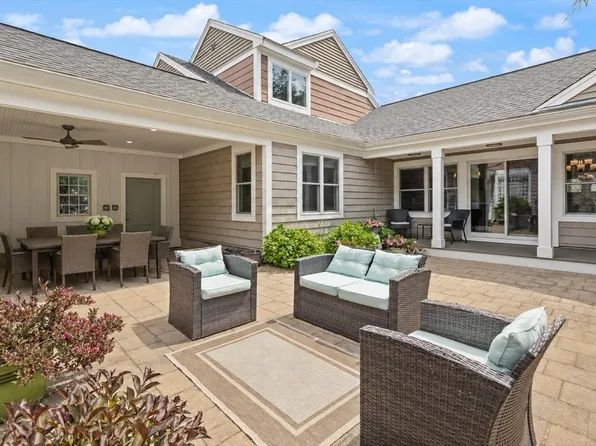 40 Tall Pine Dr Unit 2, Sudbury, MA 01776