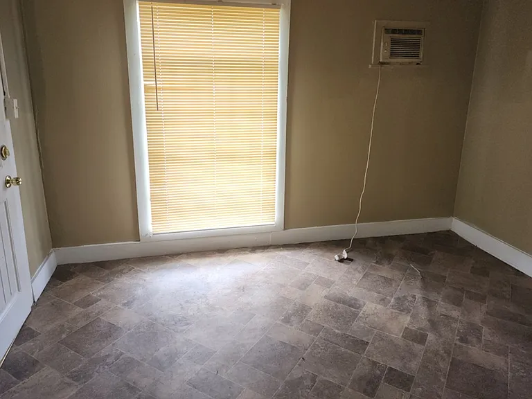 1485 E Mallory Ave #2 — Photo 12