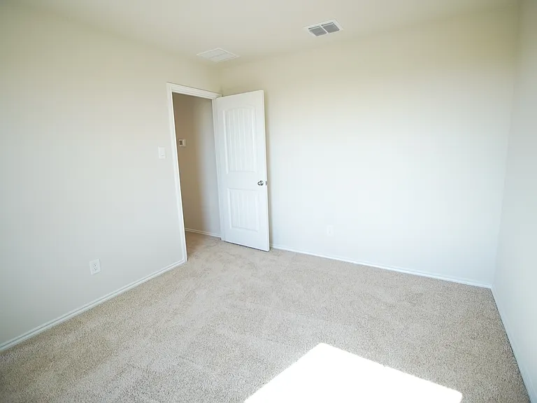 472 Desert Willow — Photo 5