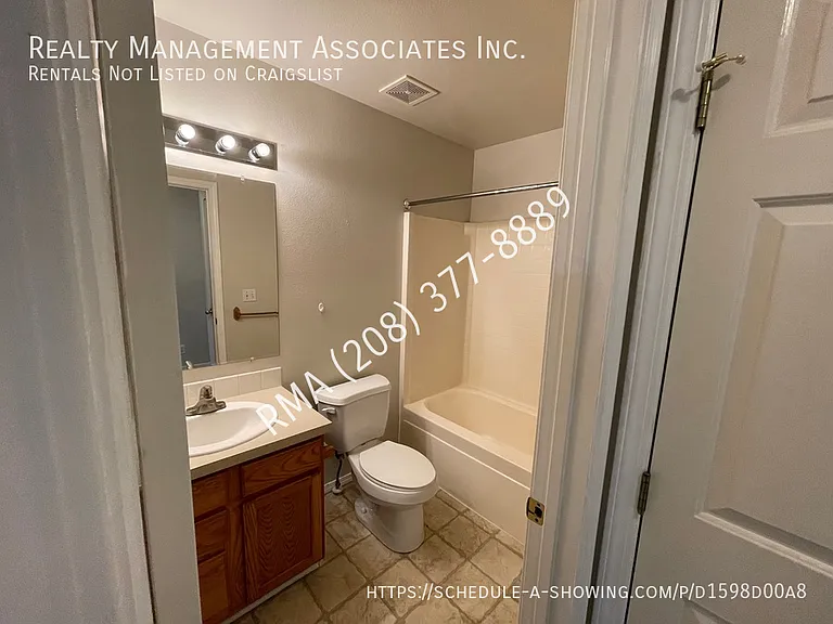 623 E Woodbury Dr — Photo 12