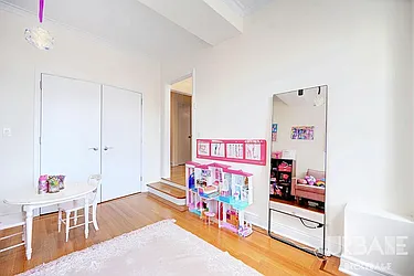 Rented by Urbane Brokerage