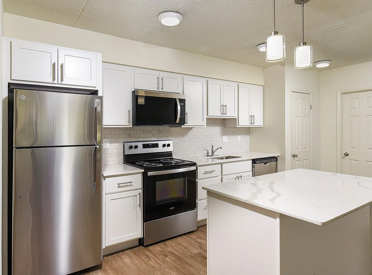 Hollow Run Apartments — Photo 1