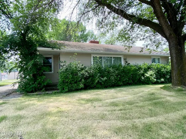344 Cyclone St, Osnabrock, ND 58269