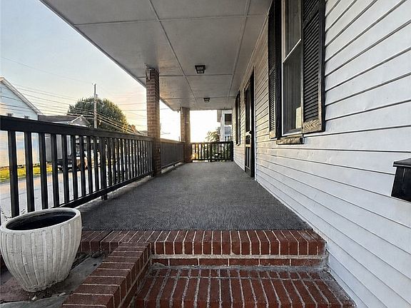 2nd image of 547 George St
